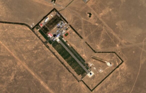 Chiński kosmodrom Jiuquan na pustyni Gobi / Zdjęcie z przetworzonych danych z satelitów Sentinel programu Copernicus